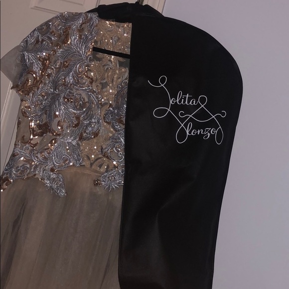 Beautiful Custom Blouse - Picture 5 of 16